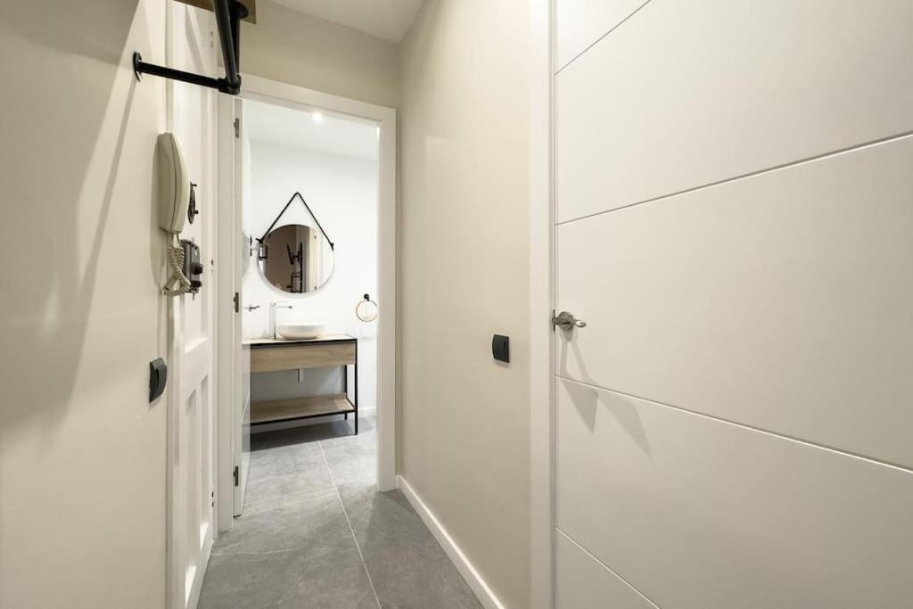 Bebarceloner Sants Apartments - 2 Bedrooms Eksteriør billede