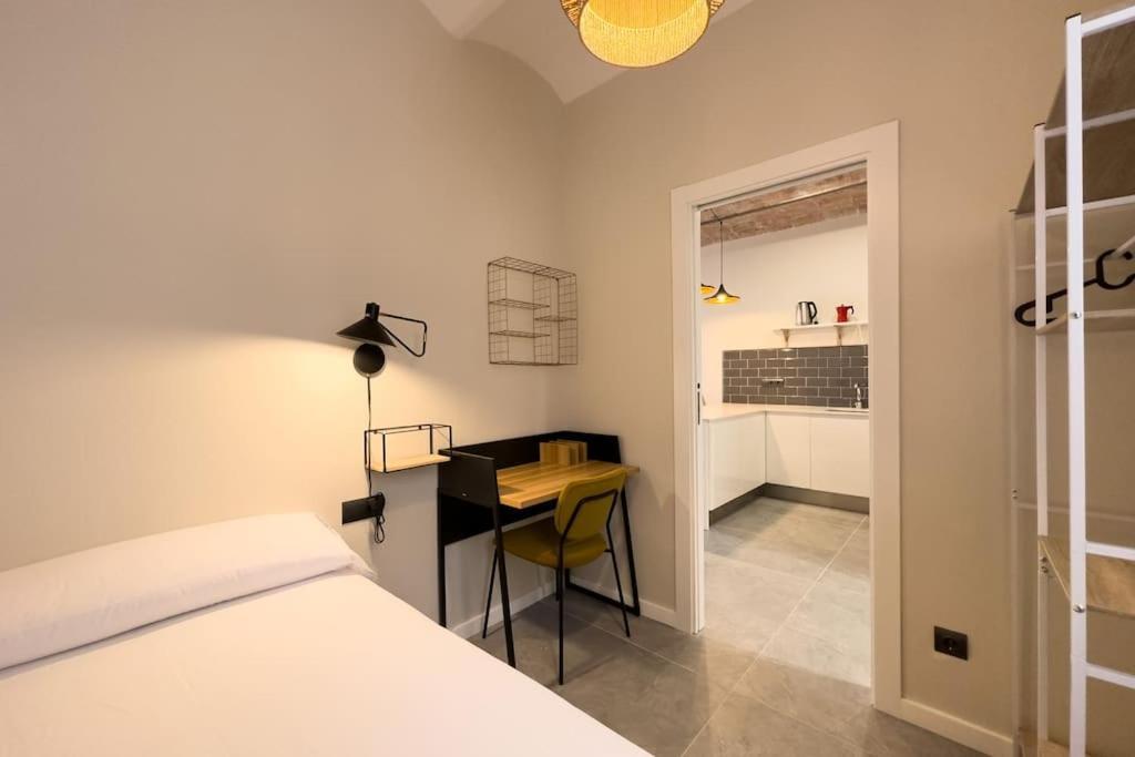 Bebarceloner Sants Apartments - 2 Bedrooms Eksteriør billede